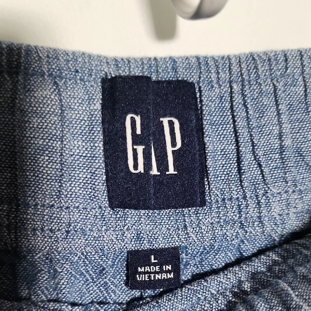 GAP Women's High Waist Blue Shorts